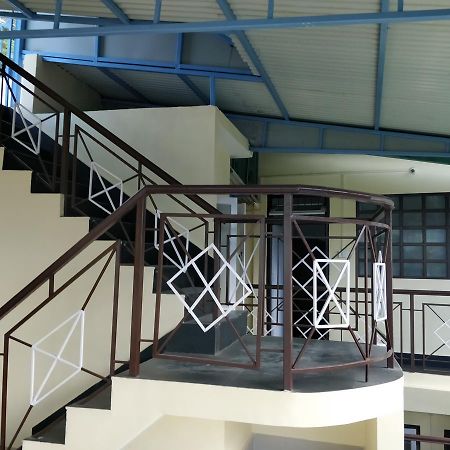 Hotel Pine Leaf Gangtok Kültér fotó