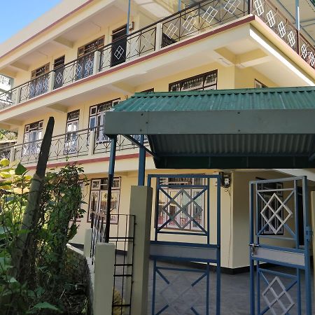 Hotel Pine Leaf Gangtok Kültér fotó