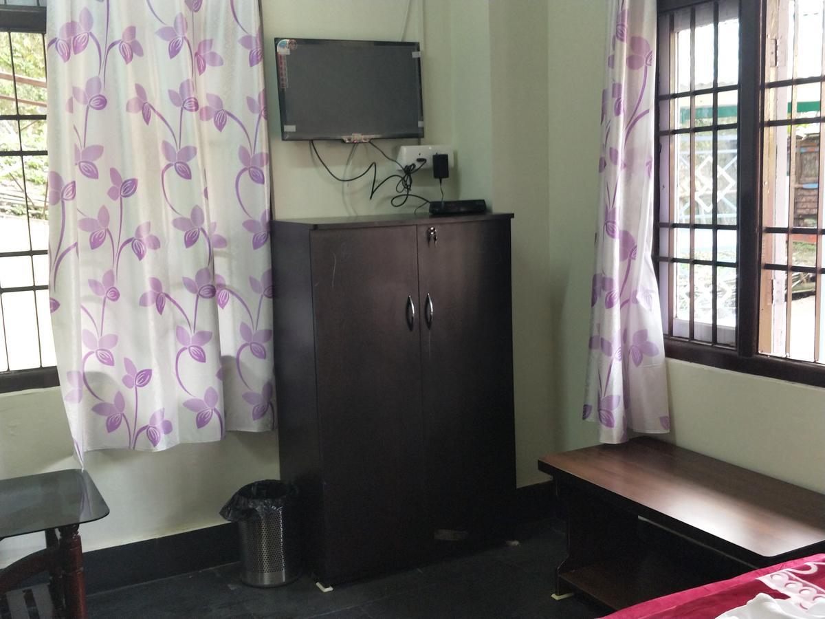 Hotel Pine Leaf Gangtok Kültér fotó