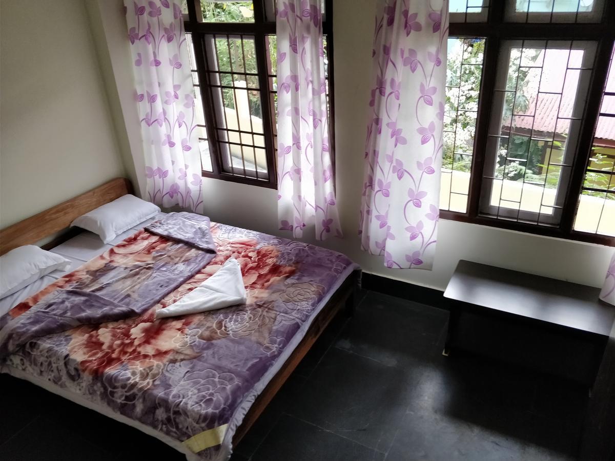 Hotel Pine Leaf Gangtok Kültér fotó