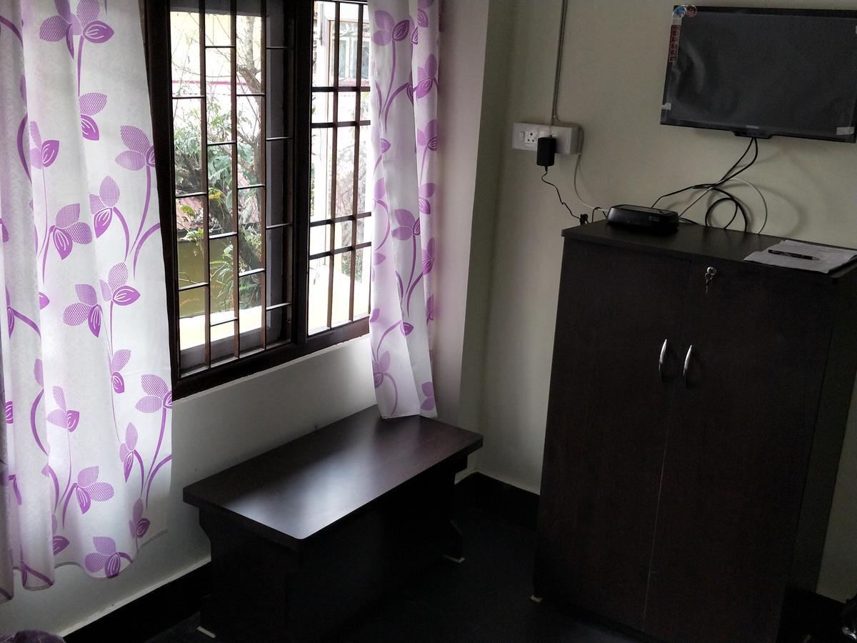 Hotel Pine Leaf Gangtok Kültér fotó